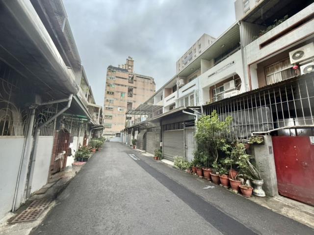 台南東區透天-6