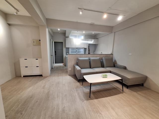 台南南區公寓-1