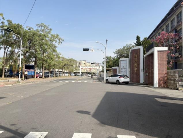 台南南區公寓-11